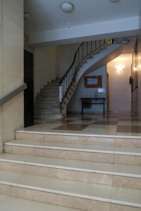Quiet City Center Apt On A Pedestrian Street أثينا المظهر الخارجي الصورة