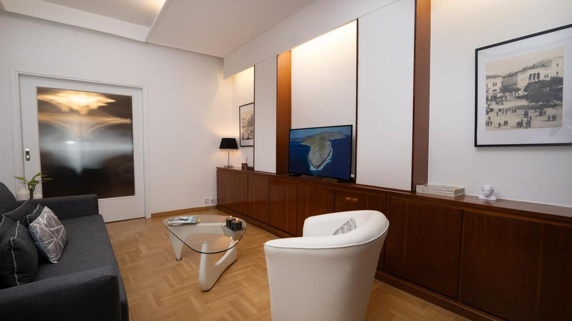 Quiet City Center Apt On A Pedestrian Street أثينا المظهر الخارجي الصورة